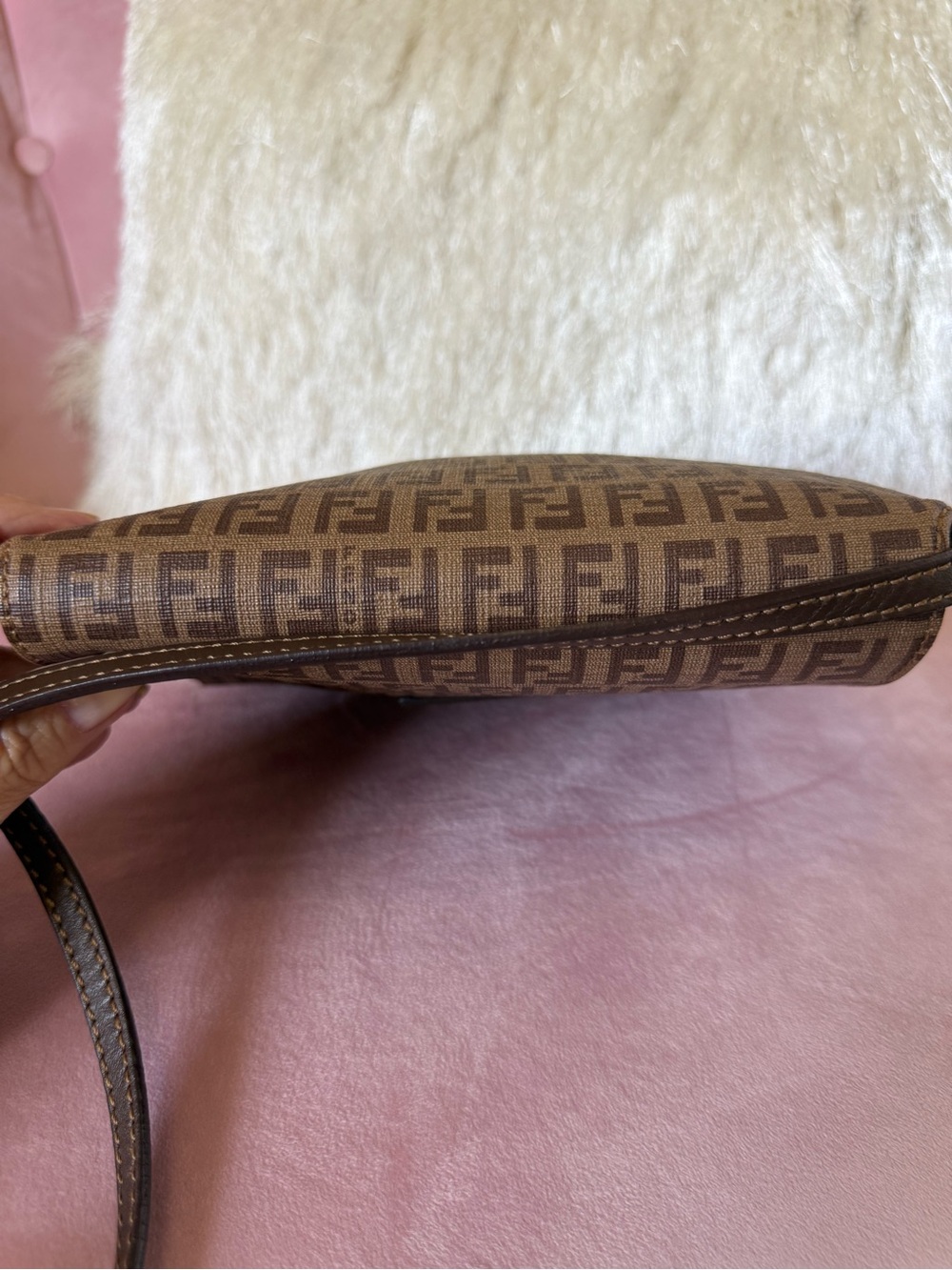 💯AUTH FENDI Brown Zucchino Spalmati Crossbody Bag with Gold-Tone FF Buckle - Picture 12 of 16